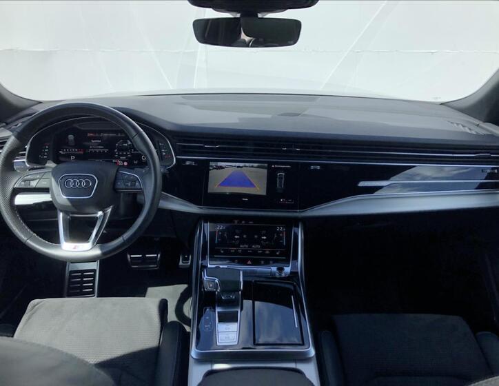 Audi SQ8 5