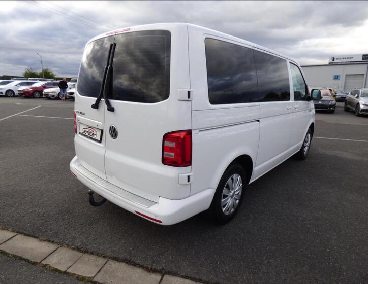 Volkswagen Caravelle 3