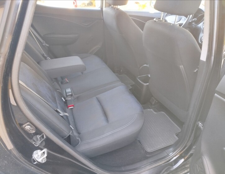 Hyundai ix20 25