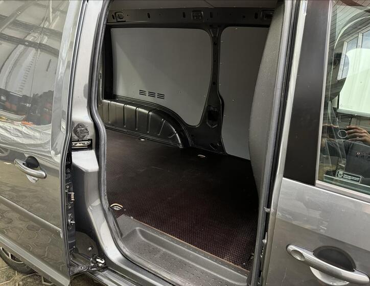 Volkswagen Caddy 32
