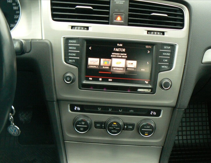 Volkswagen Golf 13