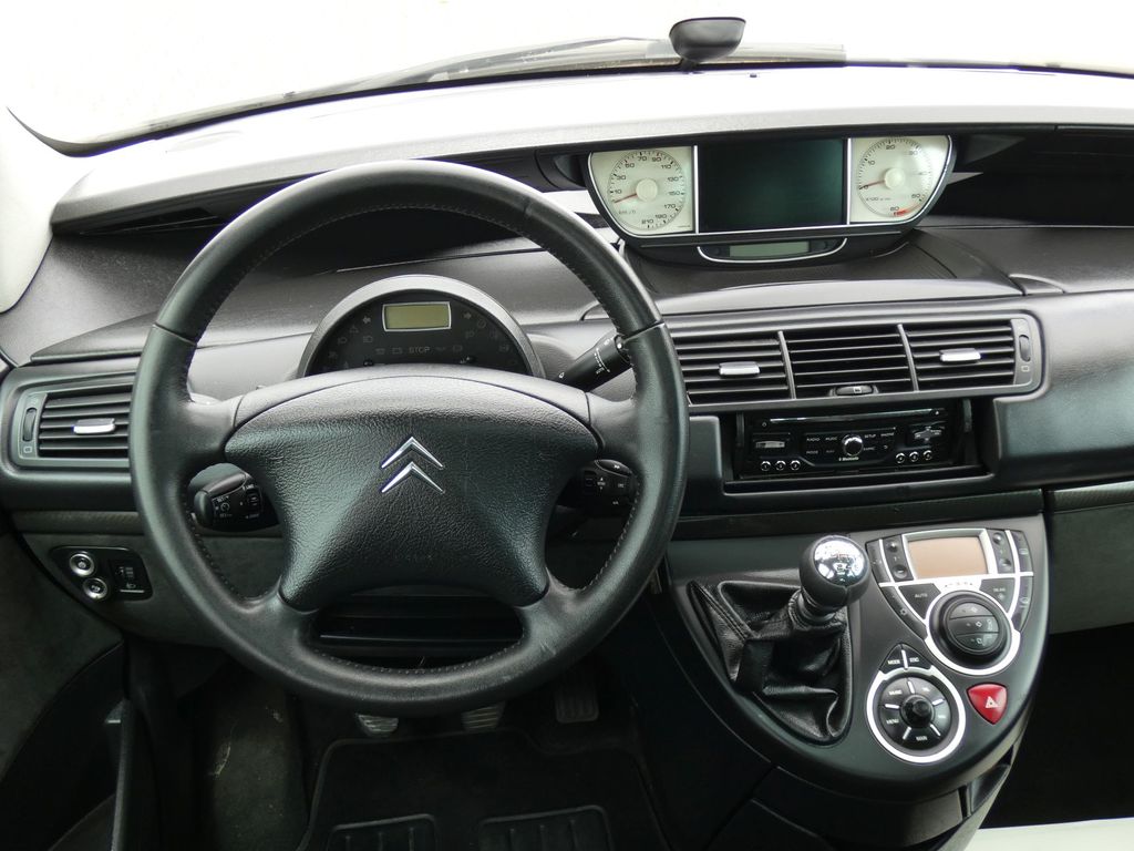 Citroën C8