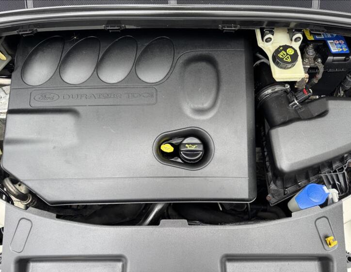 Ford Galaxy 46