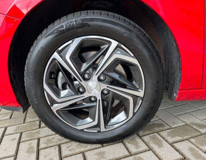 Hyundai i30 24