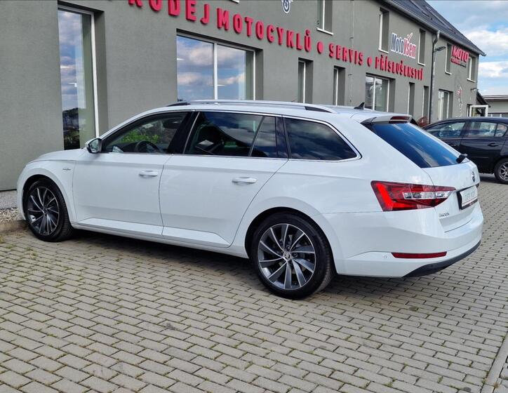 Škoda Superb 7