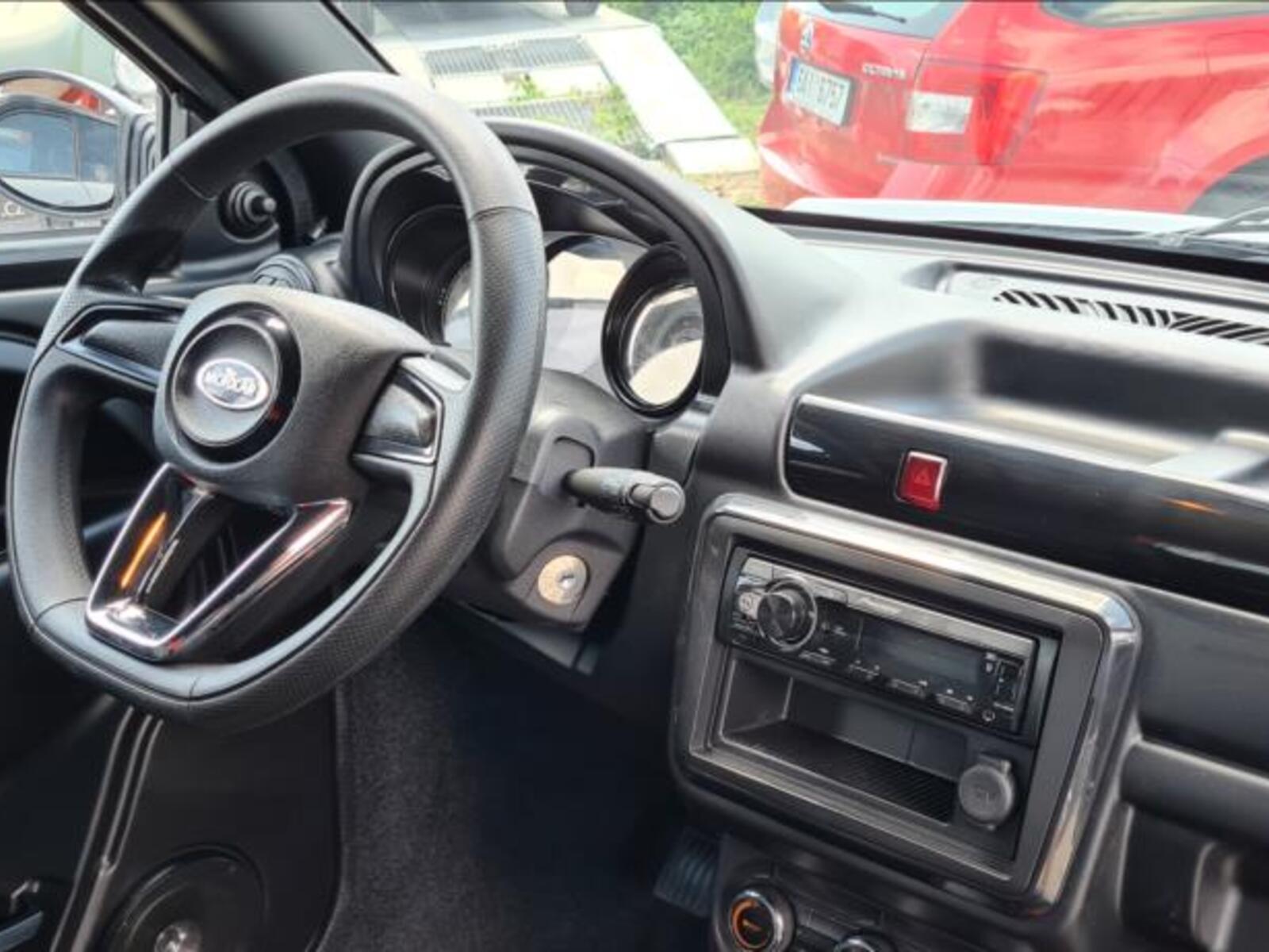 Microcar DUE 12