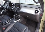 Mercedes-Benz Třídy X 16