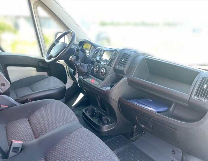 Peugeot Boxer 9