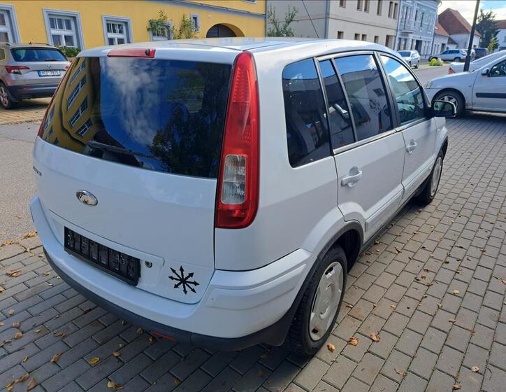 Ford Fusion 8
