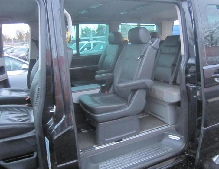 Volkswagen Multivan 35
