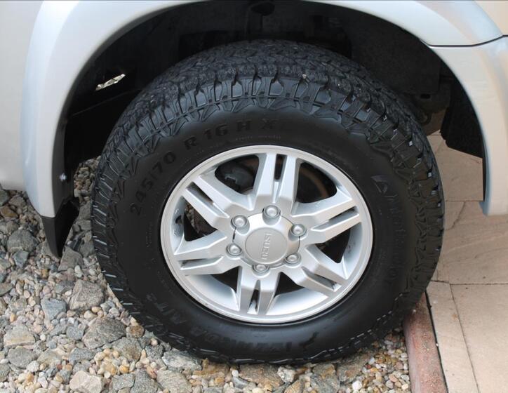 Isuzu D-Max 28