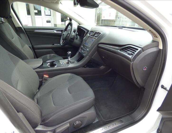 Ford Mondeo 59
