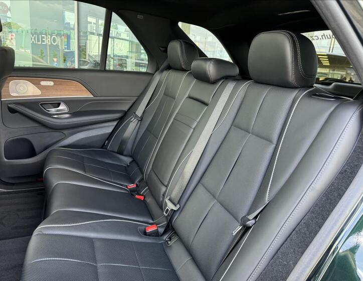 Mercedes-Benz GLE 29