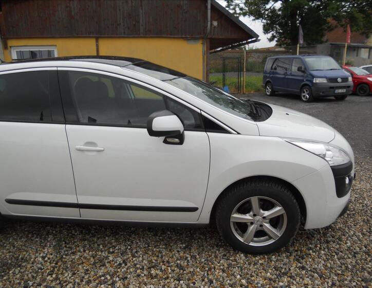 Peugeot 3008 4
