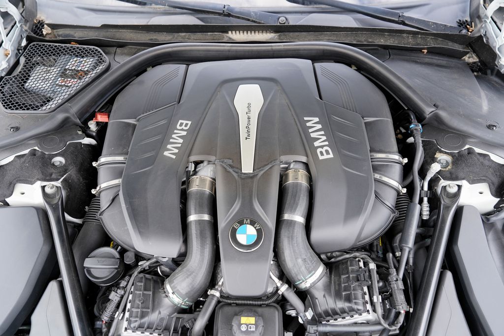 BMW Řada 7