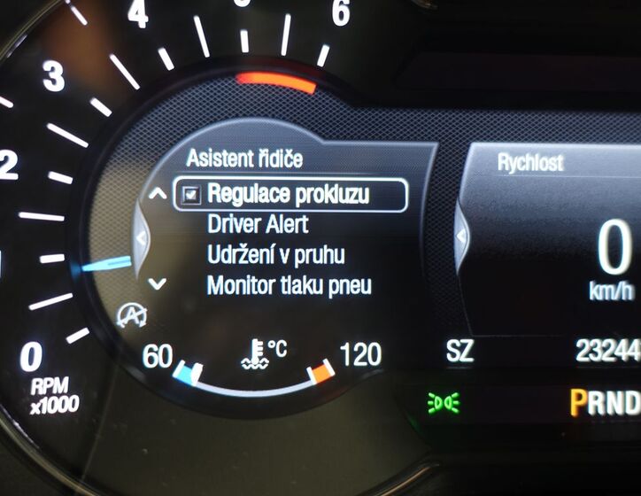 Ford S-MAX 11
