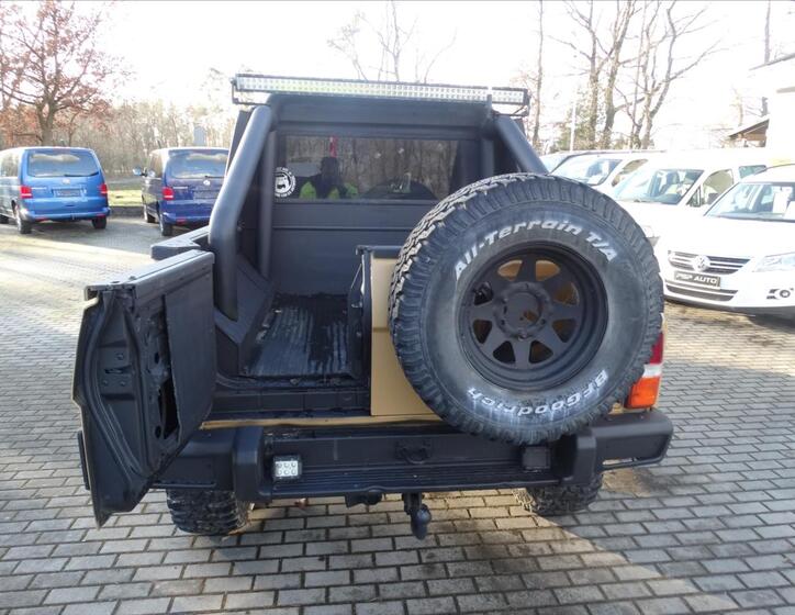Nissan Patrol 26
