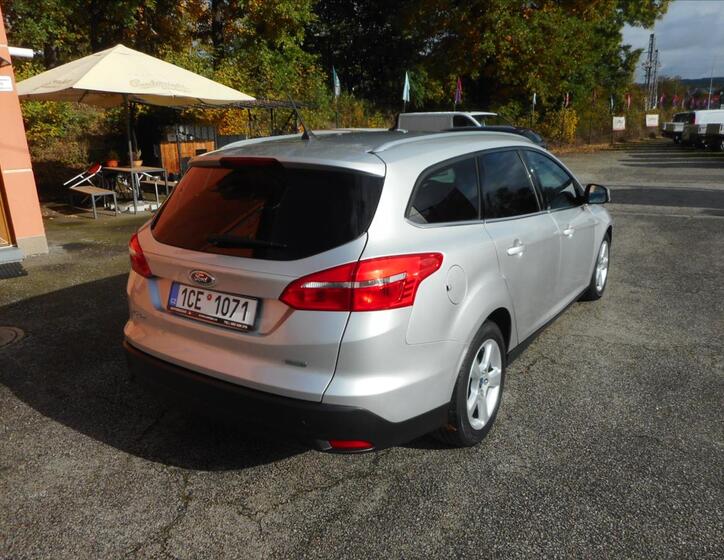 Ford Focus 5