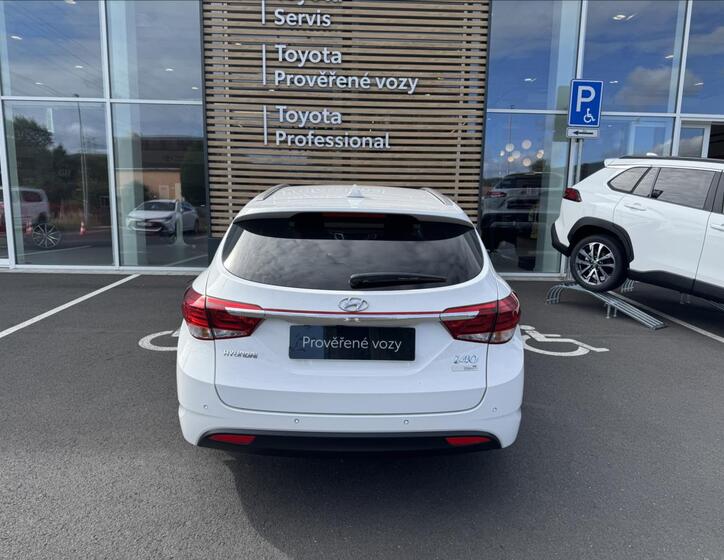 Hyundai i40 19