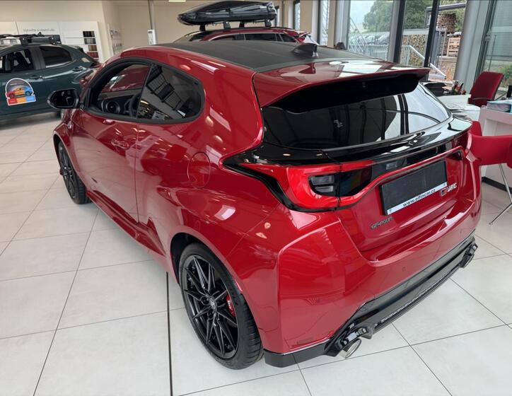Toyota GR Yaris 8