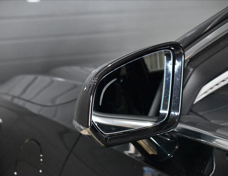 Volvo V90 13