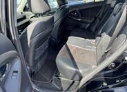 Toyota RAV4 12