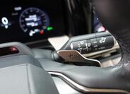 Lexus LM 350h 31