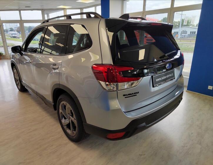 Subaru Forester 4