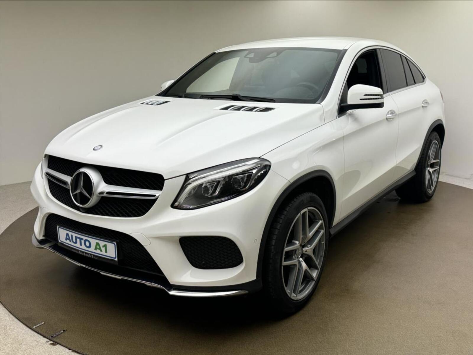 Mercedes-Benz GLE 1