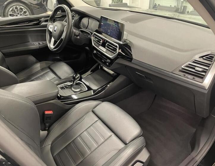 BMW X3 8