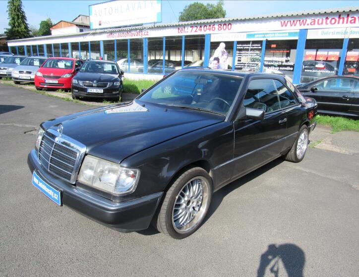 Mercedes-Benz Třídy E 1