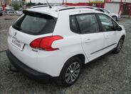 Peugeot 2008 8