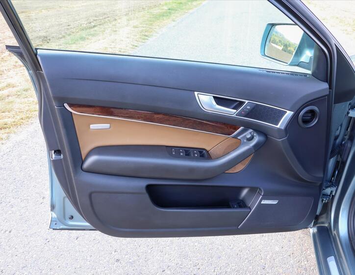 Audi A6 Allroad 11