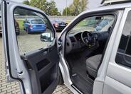 Volkswagen Caravelle 9