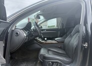 Audi A8 9