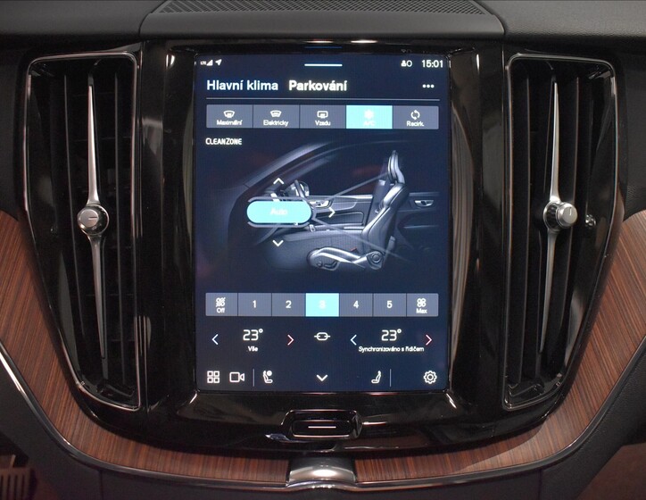 Volvo XC60 30
