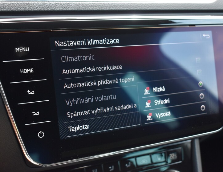 Škoda Superb 44