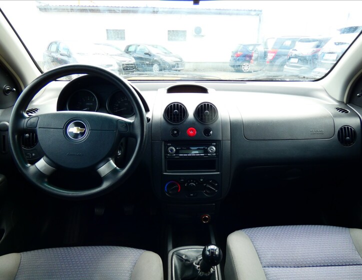 Chevrolet Aveo 7