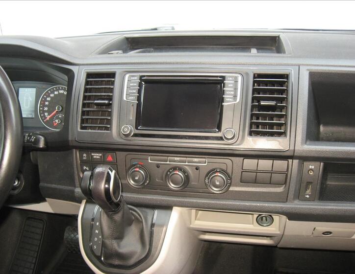 Volkswagen Transporter 19
