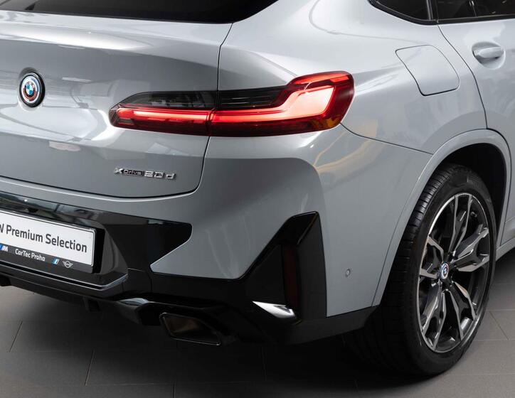 BMW X4 9