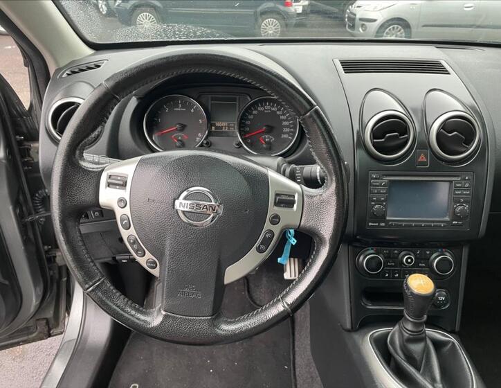 Nissan Qashqai 12
