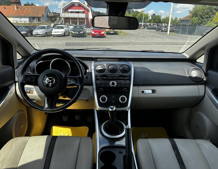 Mazda CX-7 12