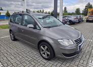 Volkswagen Touran 8