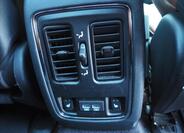 Jeep Grand Cherokee 19