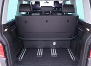 Volkswagen Multivan 10