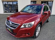Volkswagen Tiguan 1