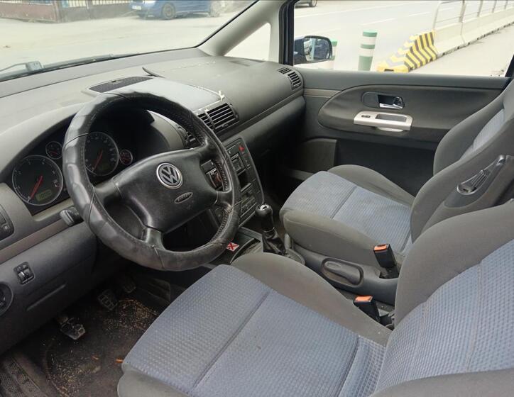 Volkswagen Sharan 17