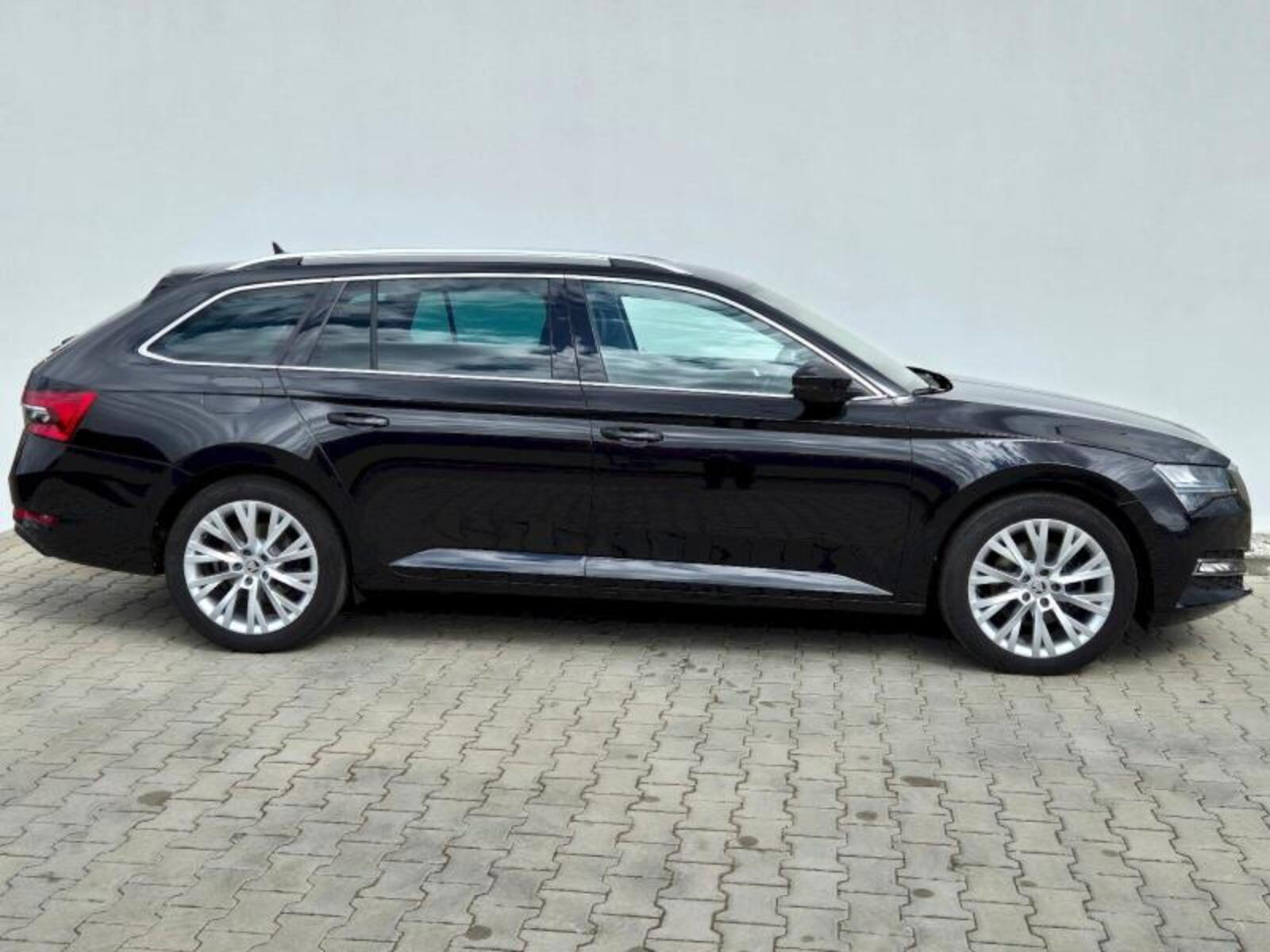 Škoda Superb 7