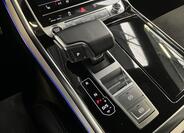 Audi Q8 16