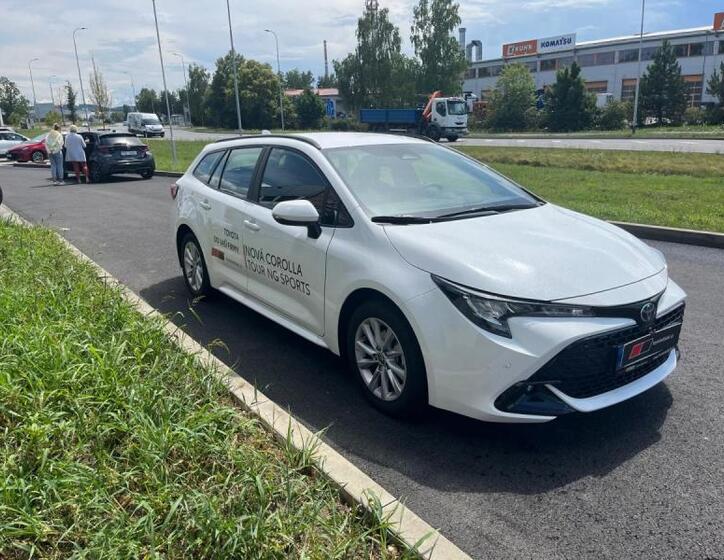 Toyota Corolla 4
